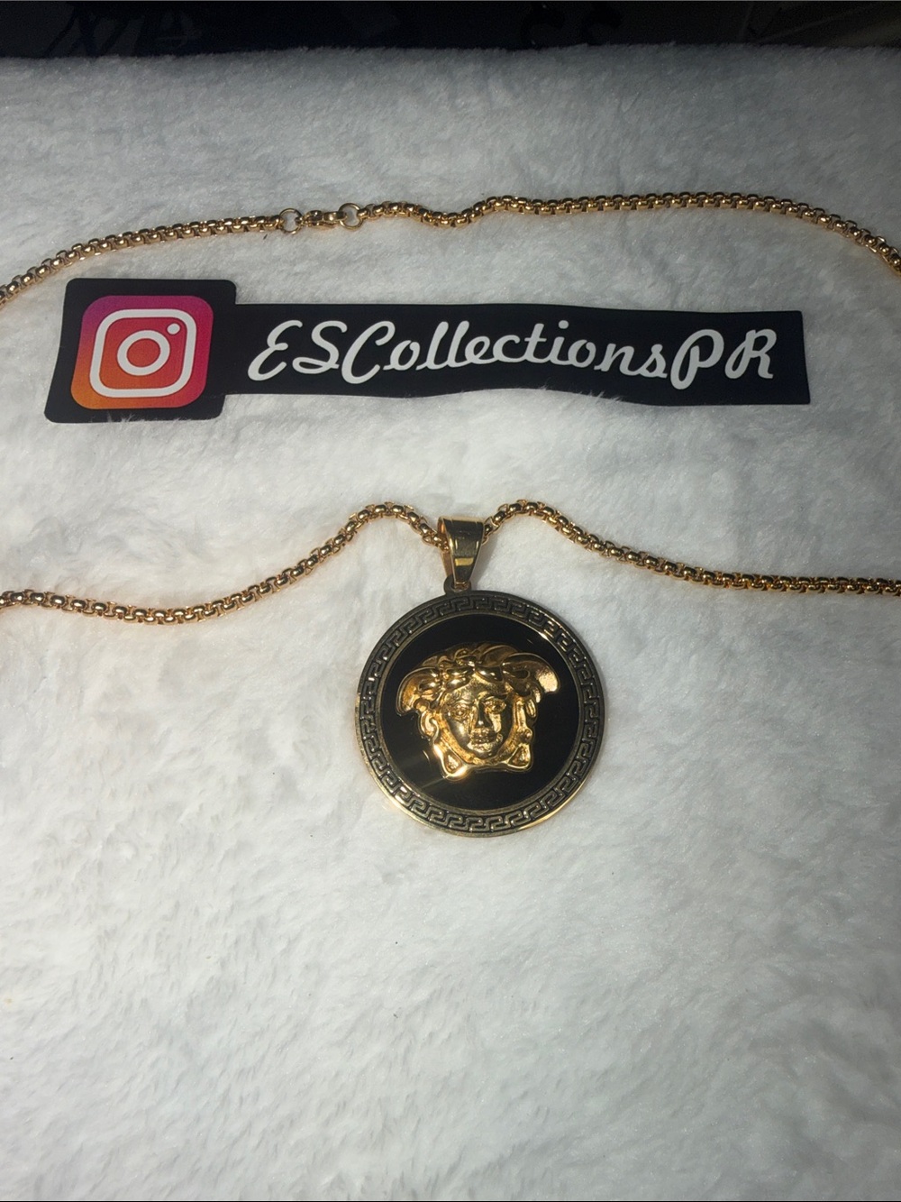 Gold Medusa Pendant Chain Necklace -